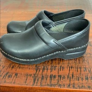 Dansko clogs size 38